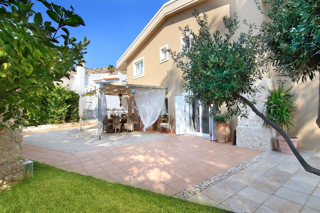 Luxury Villa Sea Melody Palaiá Fókaia Exteriör bild