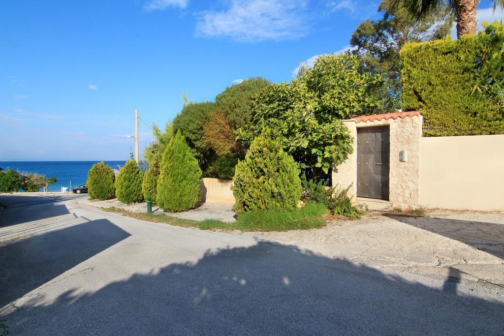 Luxury Villa Sea Melody Palaiá Fókaia Exteriör bild
